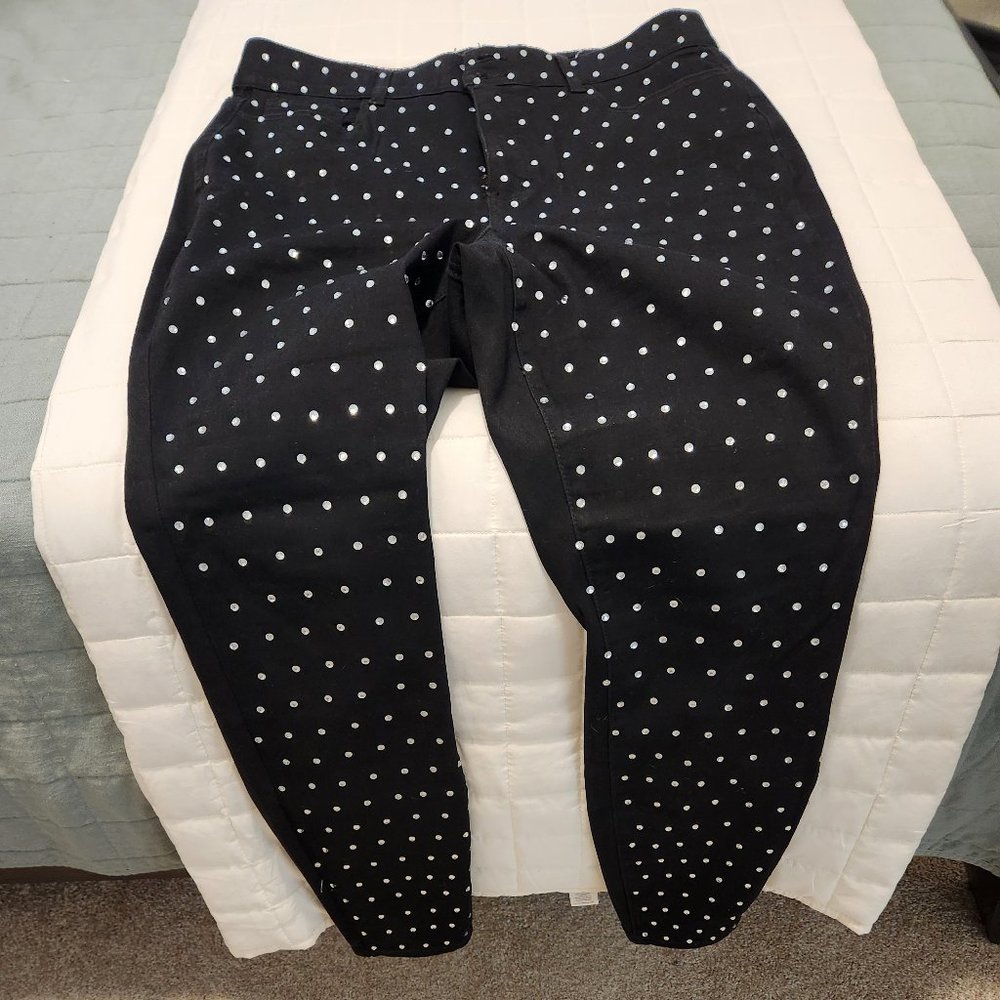 High Rise Rhinestone Jeans - Picture 4 of 10